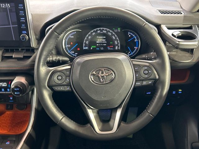 TOYOTA RAV4 HYBRID 4WD 2022 Image 31