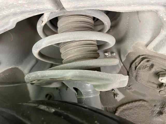 TOYOTA HARRIER 2WD 2017 Image 31