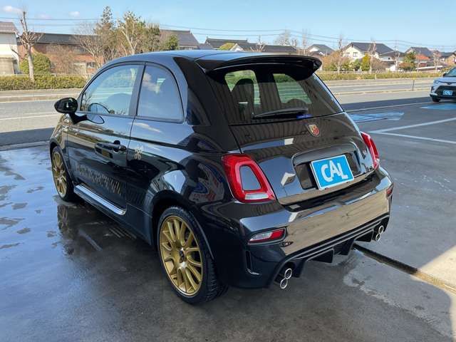 FIAT ABARTH 695 2024 Image 31