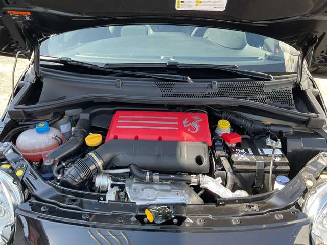 FIAT ABARTH 695 2024 Image 31