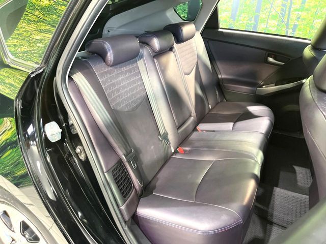 TOYOTA PRIUS 2013 Image 31