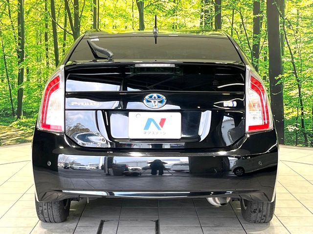 TOYOTA PRIUS 2013 Image 31