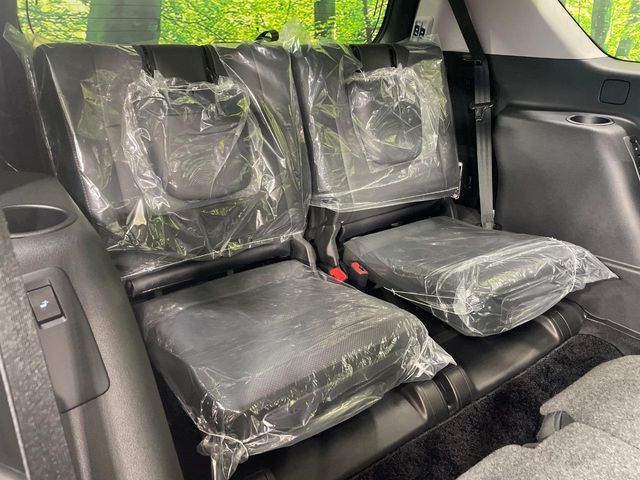 TOYOTA LANDCRUISER PRADO 2023 Image 31