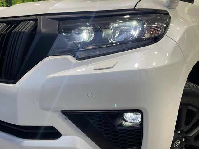 TOYOTA LANDCRUISER PRADO 2023 Image 31