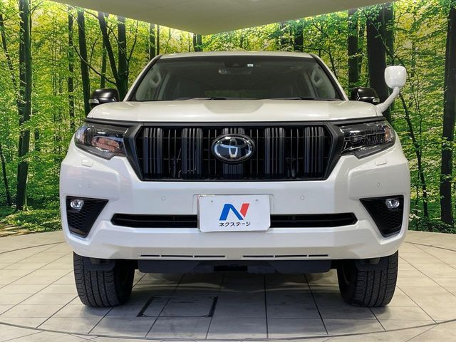 TOYOTA LANDCRUISER PRADO 2023 Image 31