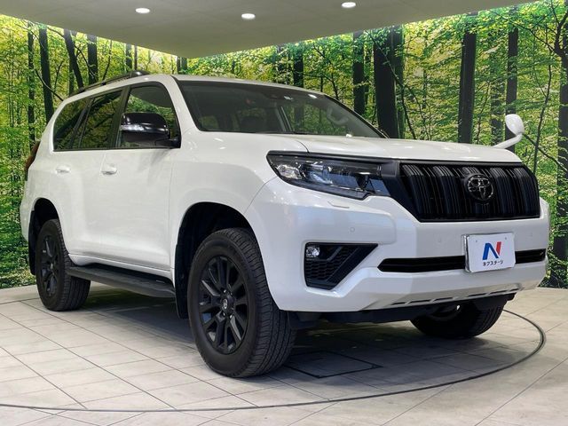 TOYOTA LANDCRUISER PRADO 2023 Image 31