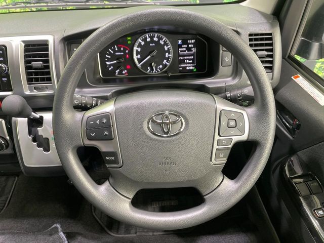 TOYOTA HIACE VAN 2WD 2024 Image 31