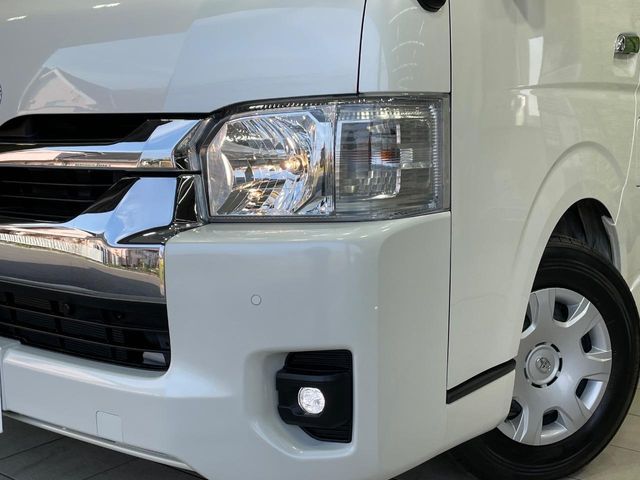 TOYOTA HIACE VAN 2WD 2024 Image 31