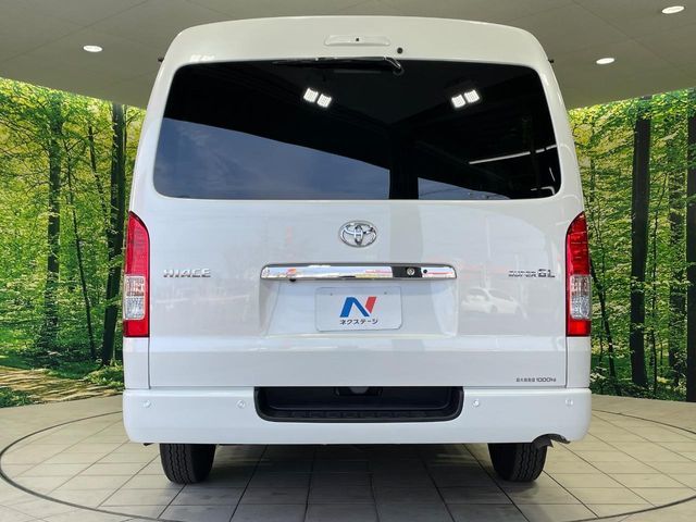 TOYOTA HIACE VAN 2WD 2024 Image 31
