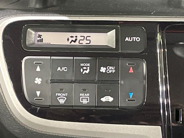 HONDA N BOX CUSTOM 2013 Image 31