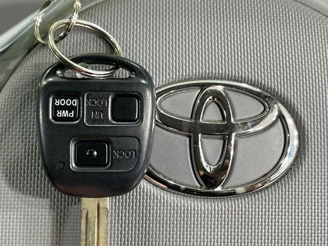 TOYOTA SIENTA 2009 Image 31