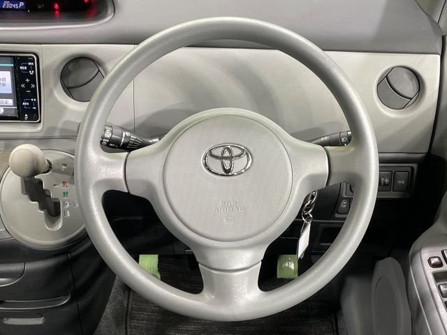 TOYOTA SIENTA 2009 Image 31