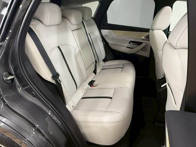 MAZDA CX-60 2023 Image 31