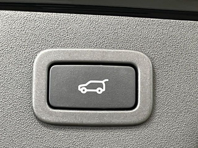 JAGUAR E-PACE 2019 Image 31