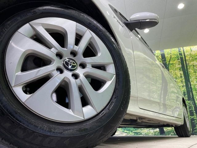 TOYOTA PRIUS 2018 Image 31