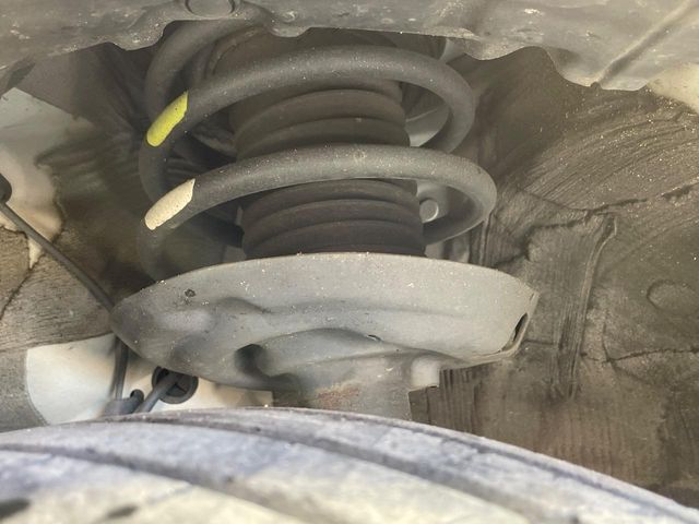 TOYOTA PRIUS 2018 Image 31