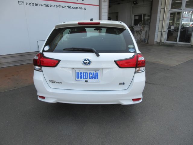 TOYOTA COROLLA FIELDER HYBR 2018 Image 31