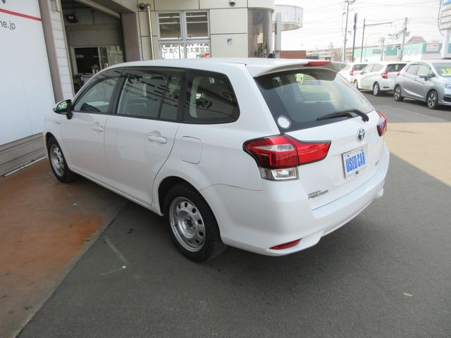 TOYOTA COROLLA FIELDER HYBR 2018 Image 31