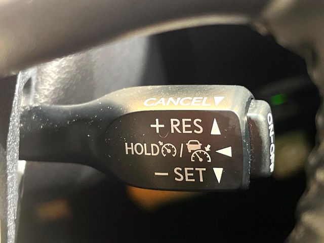 TOYOTA PRIUS 2017 Image 31