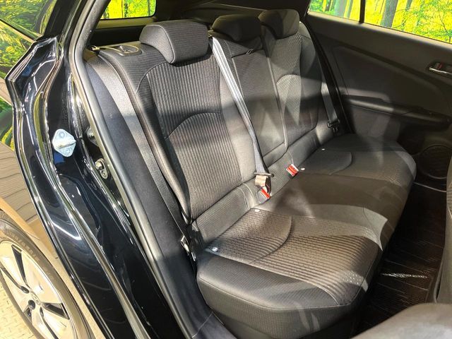 TOYOTA PRIUS 2017 Image 31