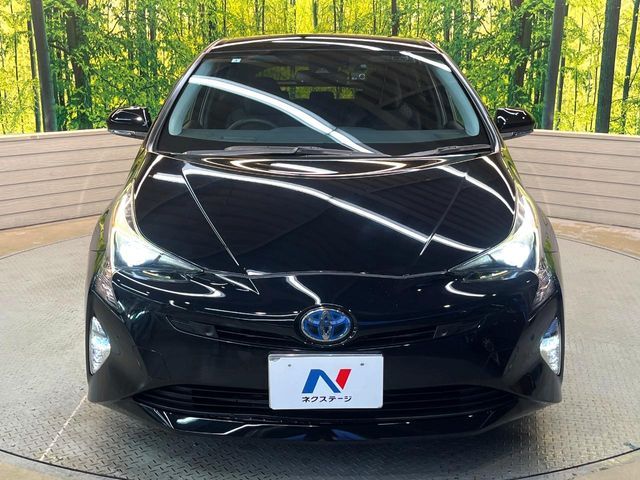 TOYOTA PRIUS 2017 Image 31