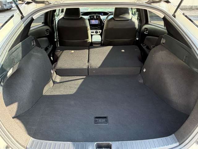 TOYOTA PRIUS 2017 Image 31