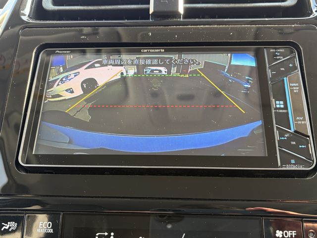 TOYOTA PRIUS 2017 Image 31