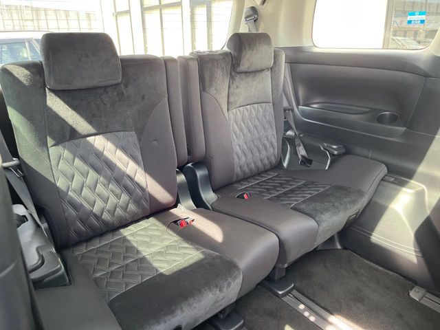 TOYOTA ALPHARD 2018 Image 31
