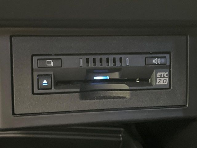 TOYOTA LANDCRUISER PRADO 2023 Image 31