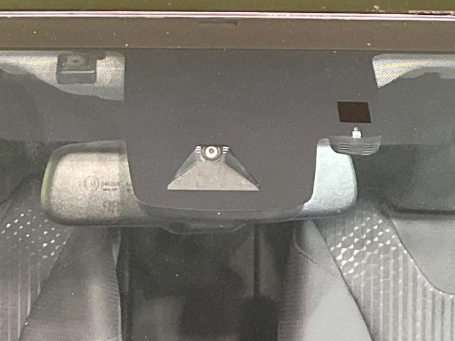 TOYOTA PRIUS 2016 Image 31