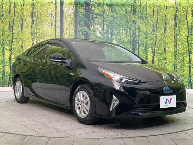 TOYOTA PRIUS 2016 Image 31