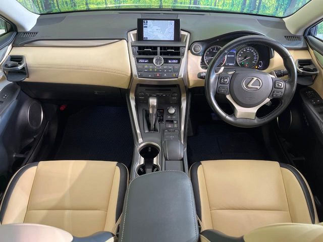 TOYOTA LEXUS NX200T 2016 Image 31