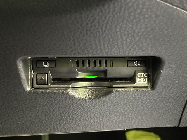 TOYOTA C-HR 2018 Image 31