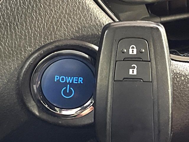 TOYOTA C-HR 2018 Image 31