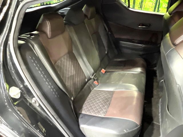 TOYOTA C-HR 2018 Image 31