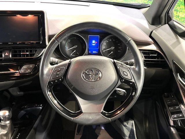 TOYOTA C-HR 2018 Image 31