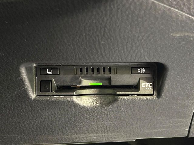 TOYOTA C-HR 2017 Image 31