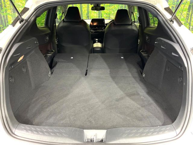 TOYOTA C-HR 2017 Image 31