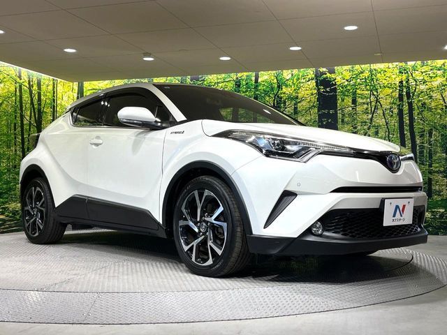 TOYOTA C-HR 2017 Image 31