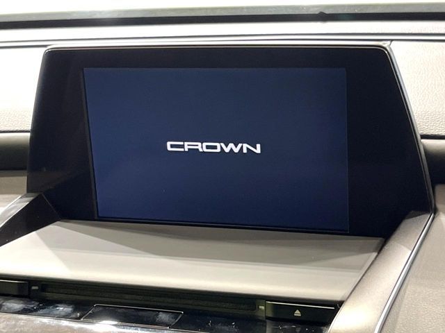 TOYOTA CROWN SEDAN HYBRID 2018 Image 31