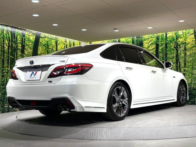 TOYOTA CROWN SEDAN HYBRID 2018 Image 31