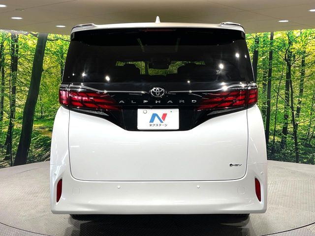 TOYOTA ALPHARD HYBRID 2024 Image 31