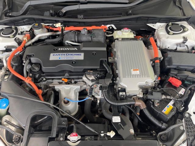 HONDA ACCORD HYBRID 2013 Image 31