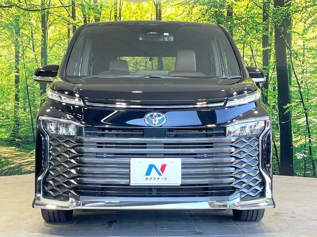 TOYOTA VOXY HYBRID 2023 Image 31