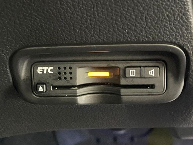 HONDA VEZEL HYBRID 2017 Image 31