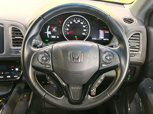 HONDA VEZEL HYBRID 2017 Image 31