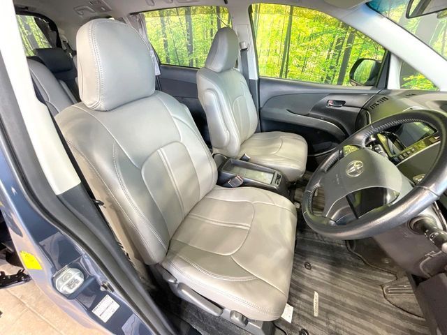 TOYOTA ESTIMA 2012 Image 31