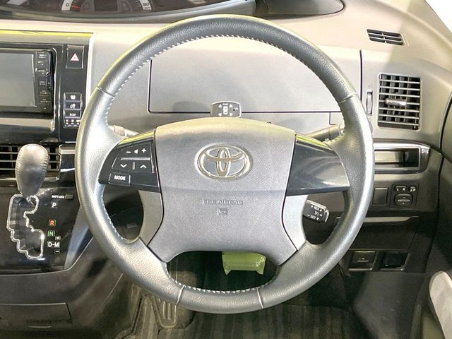 TOYOTA ESTIMA 2012 Image 31