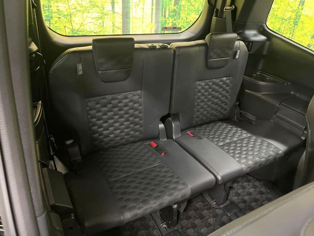 TOYOTA VOXY HYBRID 2023 Image 31