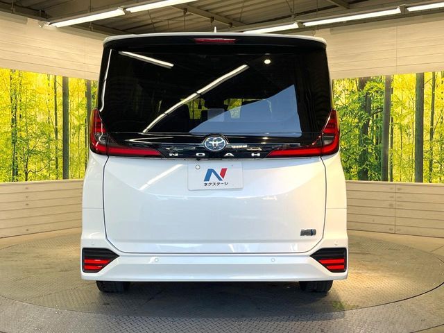 TOYOTA NOAH HYBRID 2023 Image 31